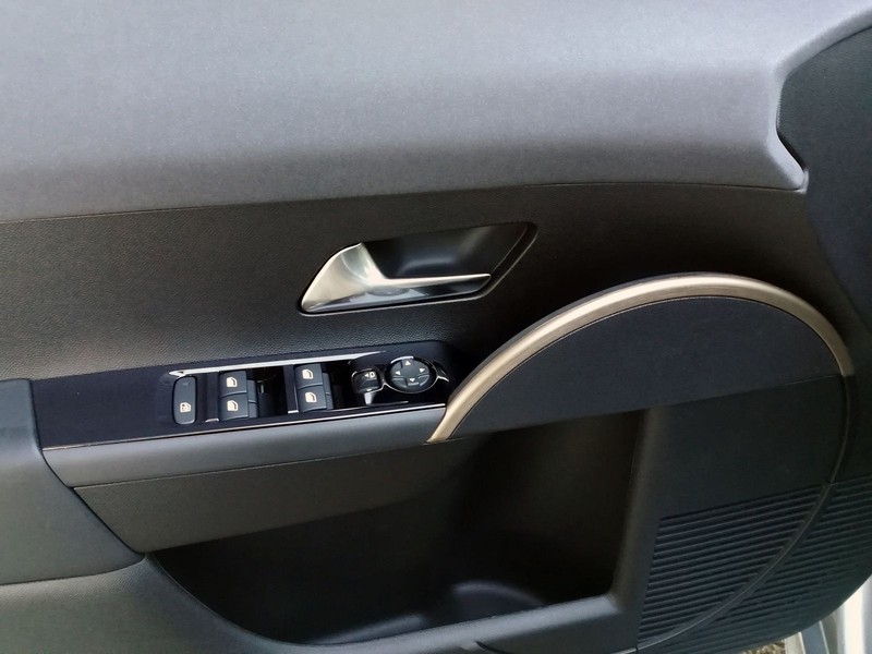 19 - Lancia Ypsilon 1.2 mhev 110cv lx e-dct