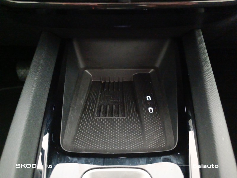 13 - Skoda Octavia wagon 2.0 tdi 150cv executive dsg