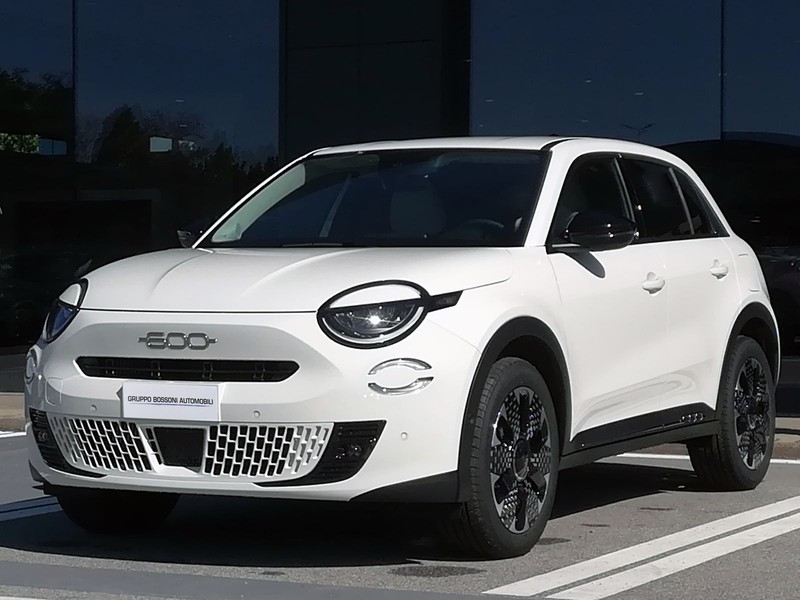 1 - Fiat 600 1.2 hybrid 110cv la prima edct