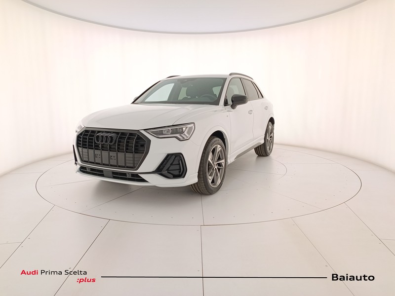 1 - Audi Q3 35 1.5 tfsi evo2 s line edition s tronic