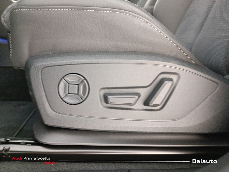 25 - Audi Q3 35 1.5 tfsi evo2 s line edition s tronic