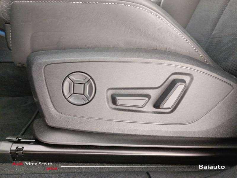 25 - Audi Q3 sportback 35 2.0 tdi s line edition s tronic