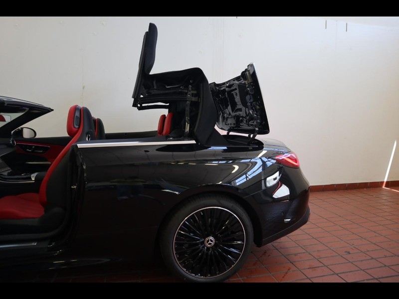 19 - Mercedes CLE cabrio 300 amg line advanced 4matic 9g-tronic plus