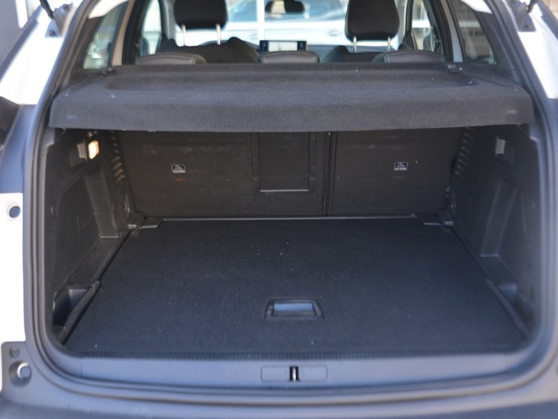 13 - Peugeot 3008 1.5 bluehdi allure eat8 s&s