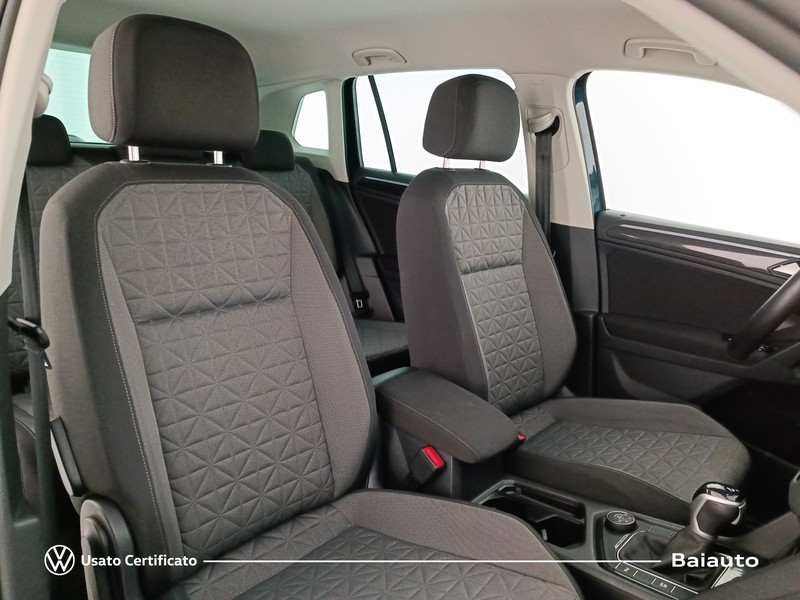 19 - Volkswagen Tiguan 2.0 tdi scr 150cv life 4motion dsg