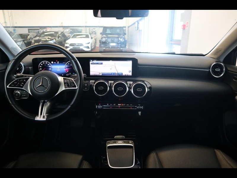 13 - Mercedes Classe A 200 progressive advanced plus 7g-dct