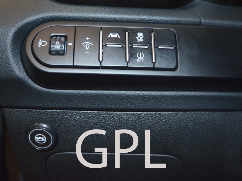 13 - Kia Xceed 1.0 t-gdi gpl 94cv business mt