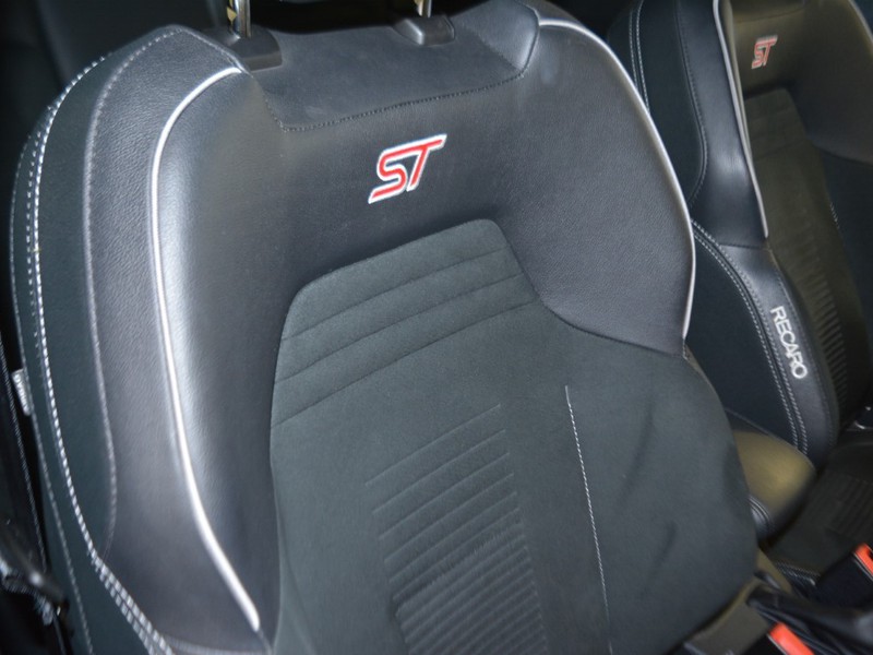 7 - Ford Fiesta 5 porte 1.5 ecoboost st s&s my20.75