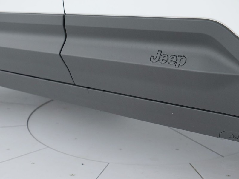 37 - Jeep Avenger full-electric altitude fwd auto
