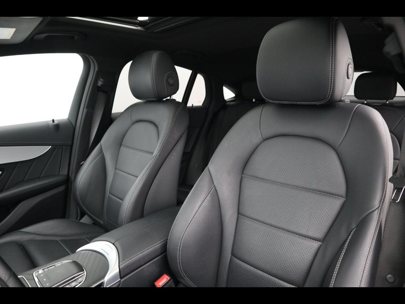 7 - Mercedes GLC coupe 220 d premium 4matic 9g-tronic plus