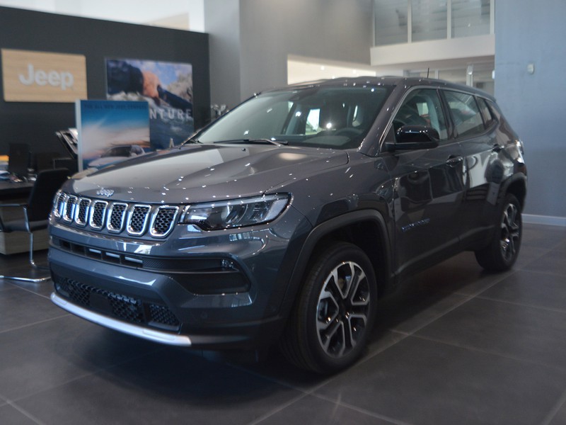 1 - Jeep Compass 1.3 turbo t4 phev altitude 4xe at6