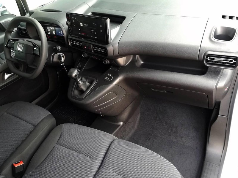 7 - Fiat Professional Doblò van 1.5 bluehdi 100cv lh1