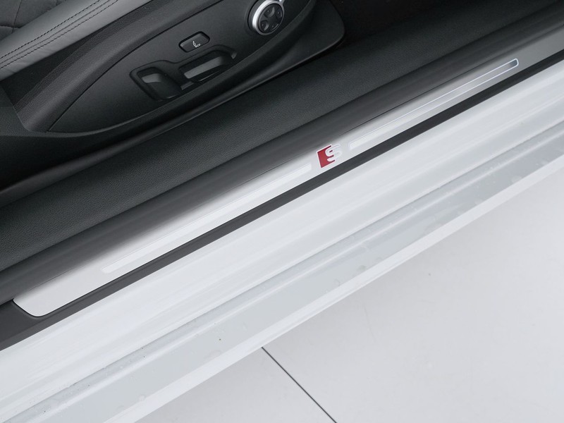 19 - Audi A5 Coupé 40 2.0 tdi mhev 204cv s line edition quattro s tronic