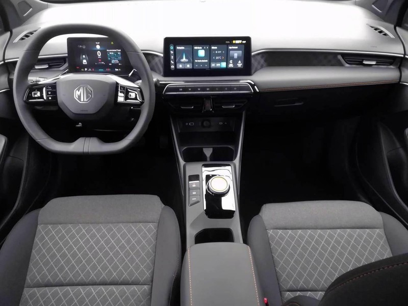 7 - Mg MG3 MG 1.5 hybrid+ standard