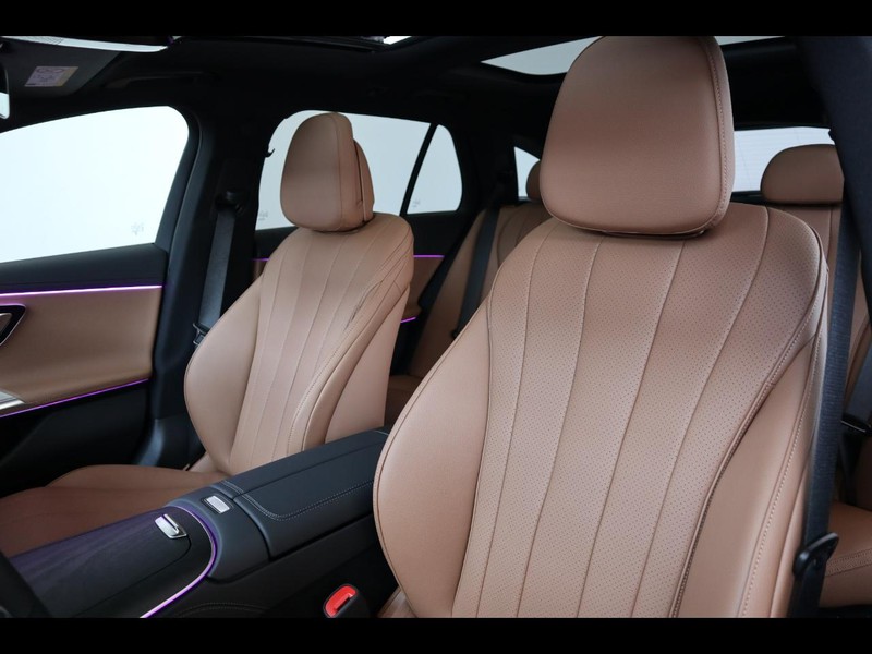 7 - Mercedes Classe E station wagon all-terrain 220 d premium 4matic 9g-tronic