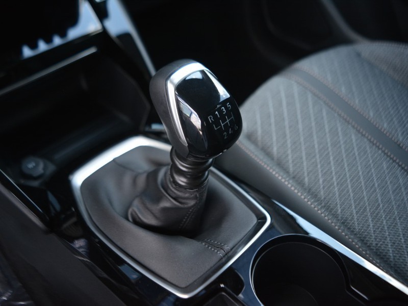 19 - Peugeot 208 1.2 puretech 100cv allure s&s