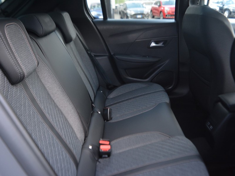 7 - Peugeot 208 1.2 puretech 100cv allure s&s