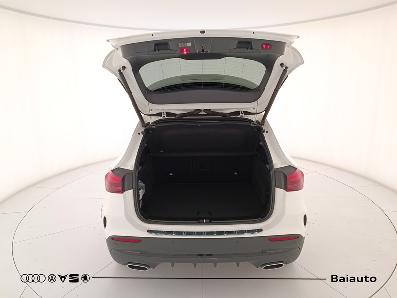 31 - Mercedes GLA 200 d amg line advanced plus 8g-dct
