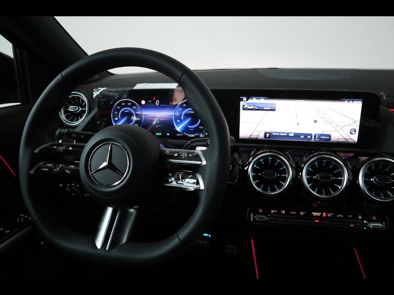 13 - Mercedes EQA 250+ amg line advanced plus