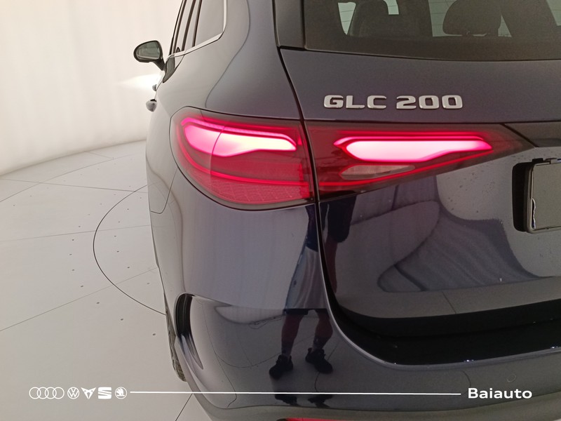 25 - Mercedes GLC suv 200 amg premium 4matic 9g-tronic
