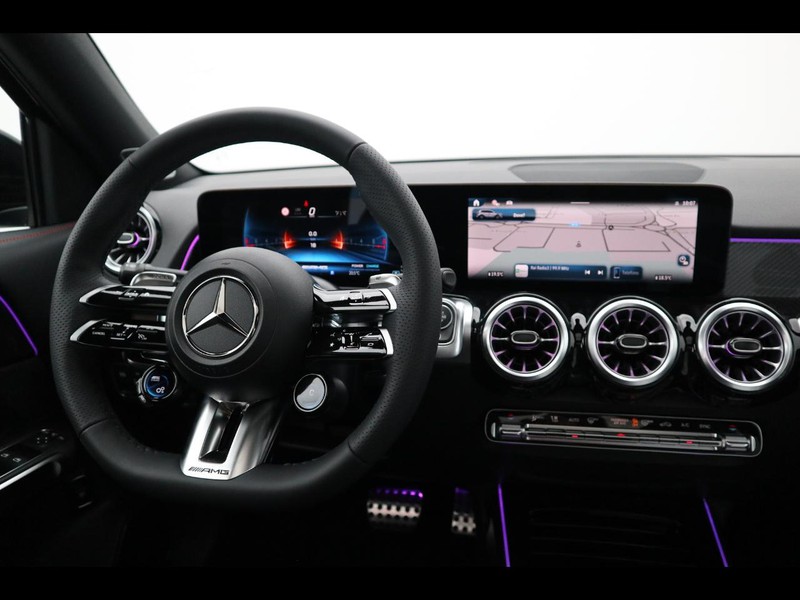 13 - AMG GLB amg 35 amg line premium 4matic 8g-dct