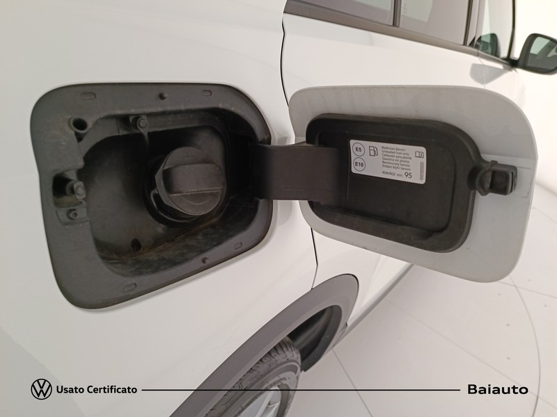 31 - Volkswagen T-Roc 1.5 tsi act style dsg
