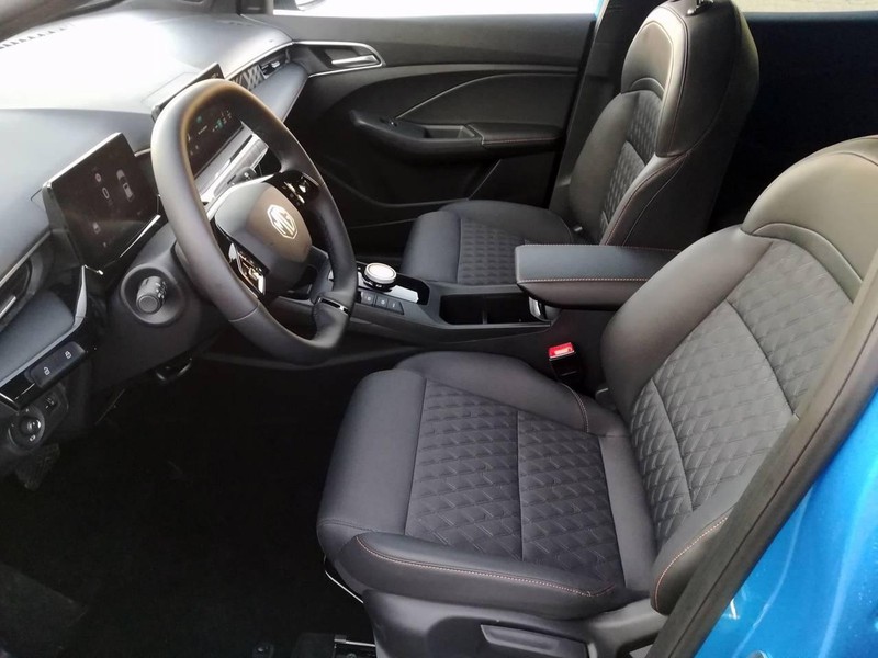 7 - Mg MG3 MG 1.5 hybrid+ luxury