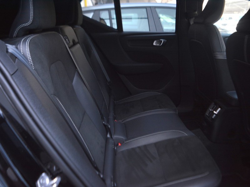 7 - Volvo XC40 1.5 t4 recharge plug-in-hybrid r-design geartronic my21