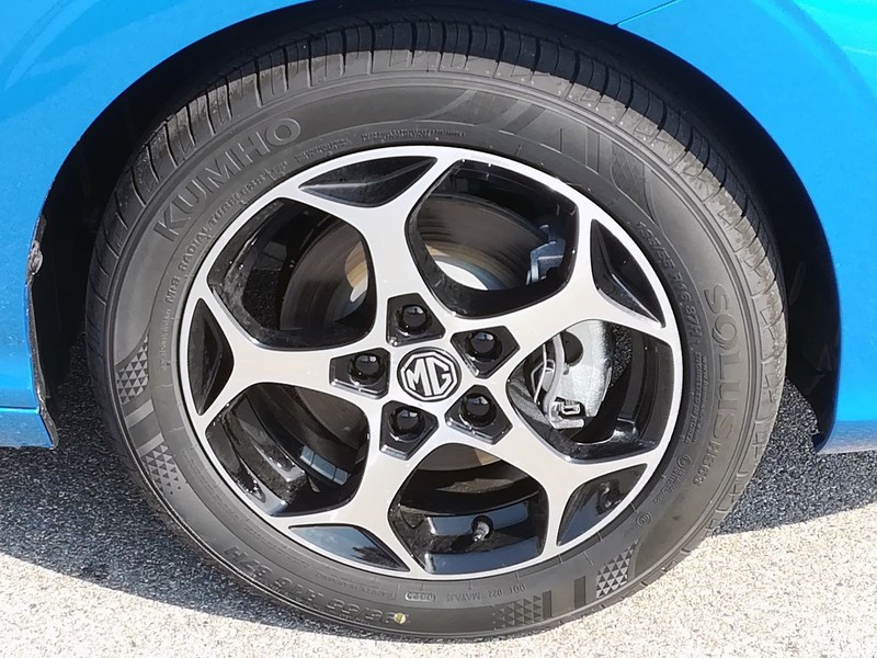 13 - Mg MG3 1.5 comfort