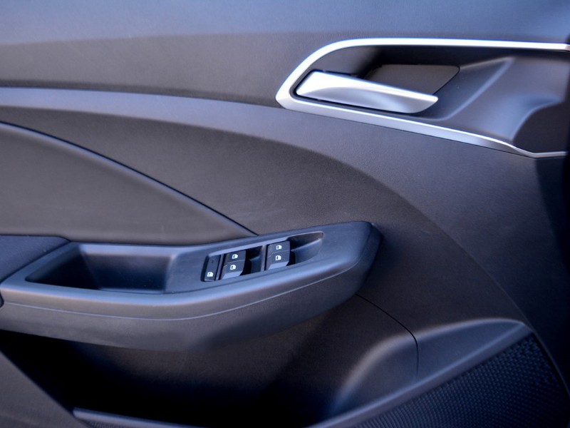 13 - Mg MG3 1.5 comfort