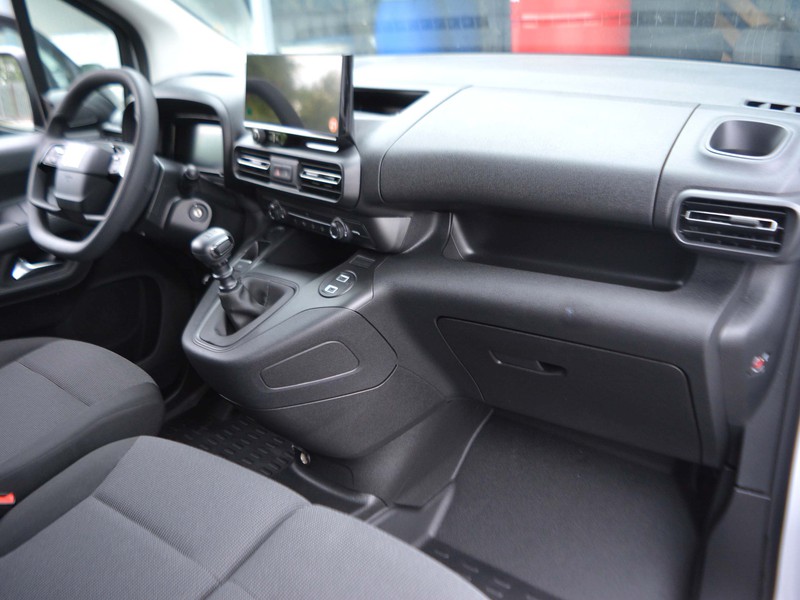 7 - Fiat Professional Doblò van 1.5 bluehdi 130cv lh1
