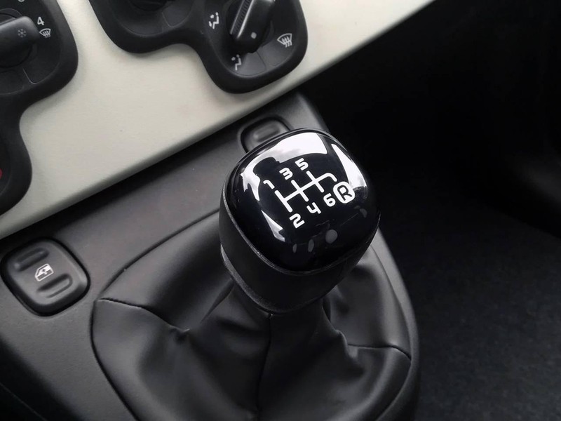 13 - Fiat Panda pandina 1.0 firefly hybrid 70cv s&s