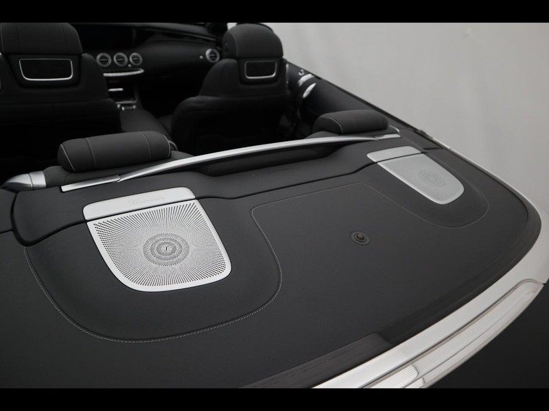 19 - Mercedes Classe S cabrio 560 v8 premium plus
