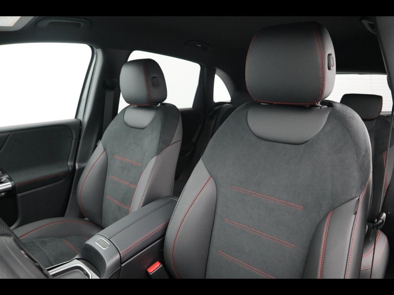 7 - Mercedes Classe B 180 d amg line advanced plus 8g-dct