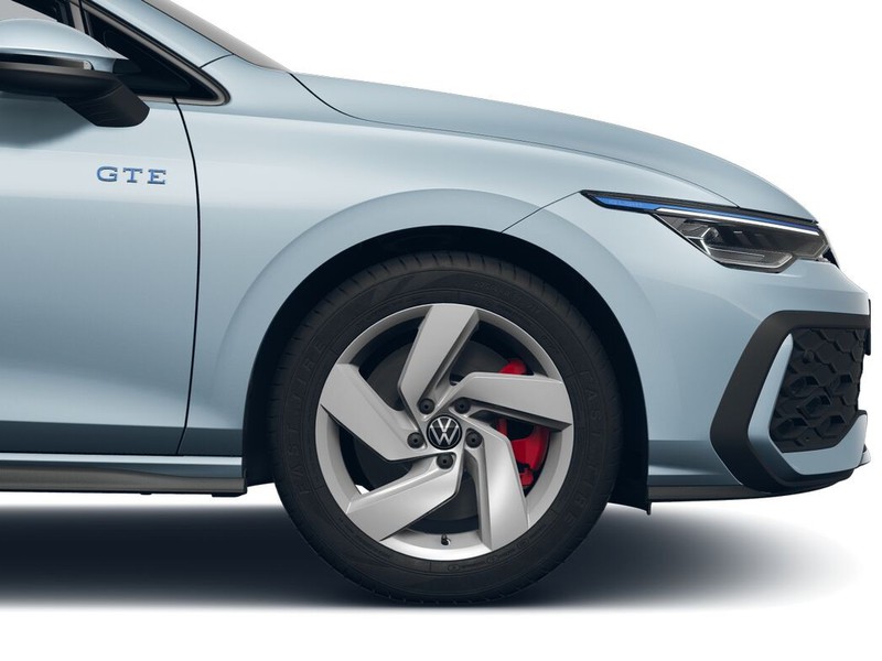 7 - Volkswagen Golf 1.5 tsi ehybrid 272cv gte dsg