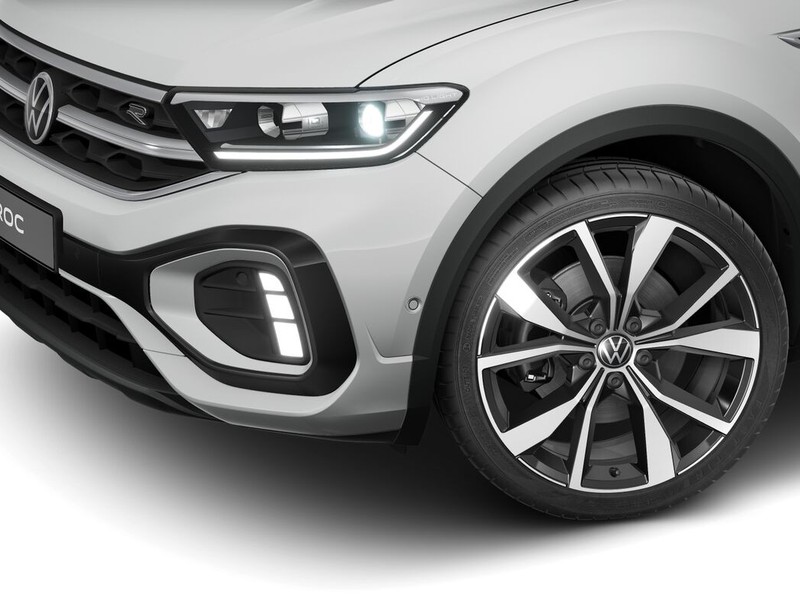 7 - Volkswagen T-Roc 1.5 tsi act r-line plus dsg