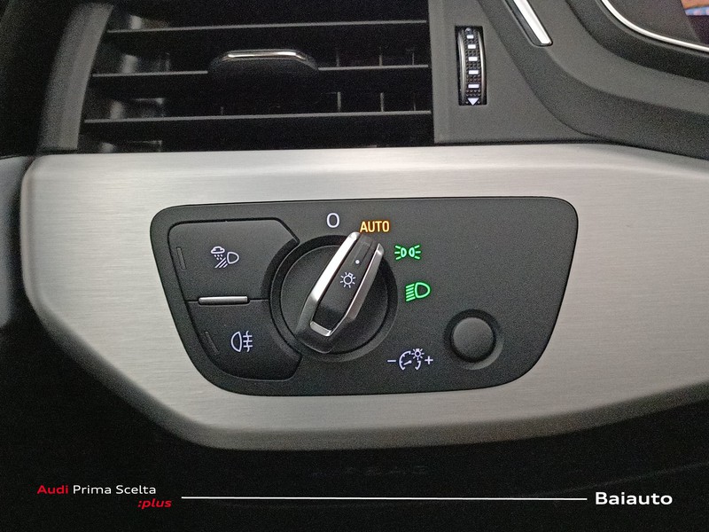 19 - Audi A4 avant 40 2.0 tdi mhev 204cv s line edition quattro s tronic