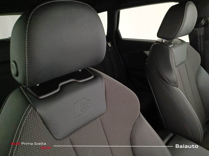 25 - Audi A4 avant 40 2.0 tdi mhev 204cv s line edition quattro s tronic