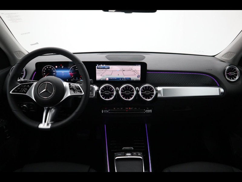 13 - Mercedes GLB 200 d progressive advanced plus 8g-dct