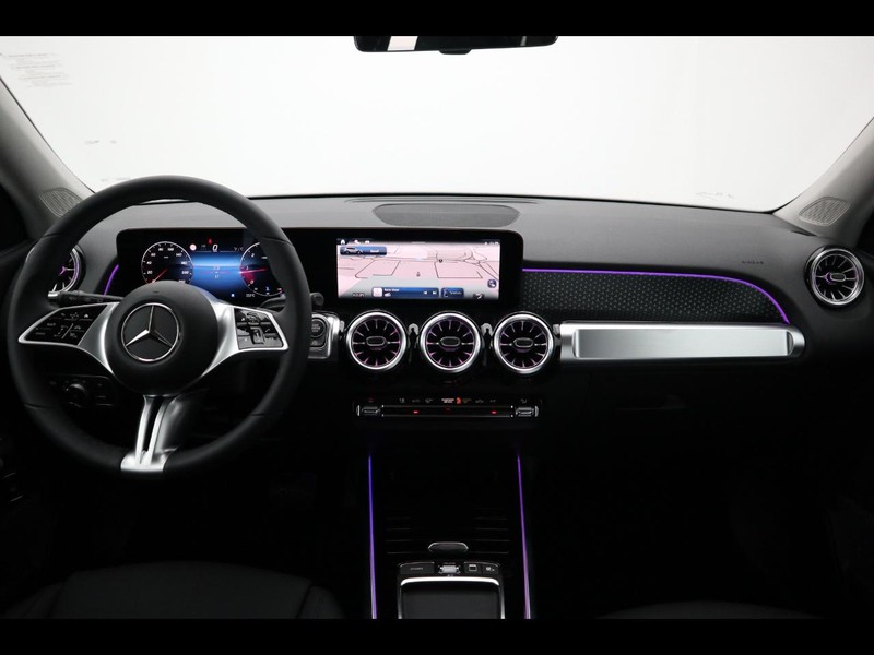 13 - Mercedes GLB 200 d progressive advanced plus 8g-dct