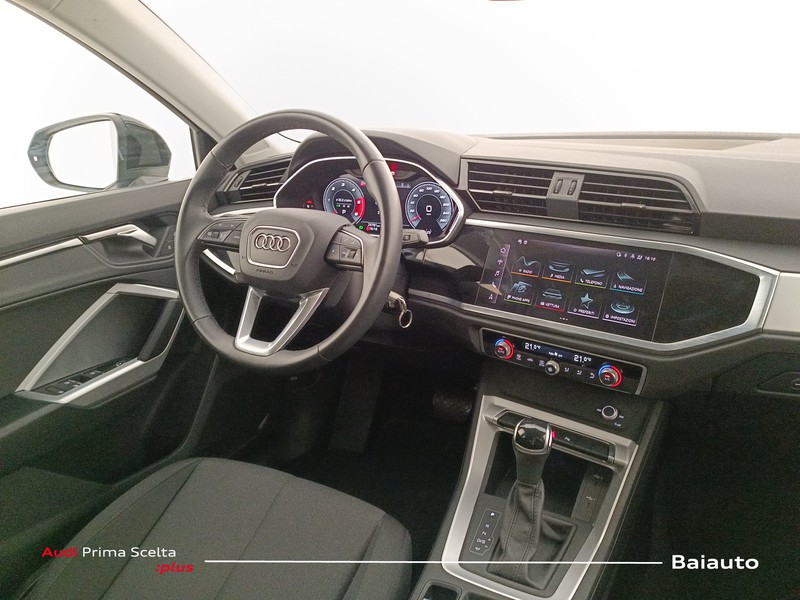 7 - Audi Q3 35 2.0 tdi business advanced s tronic