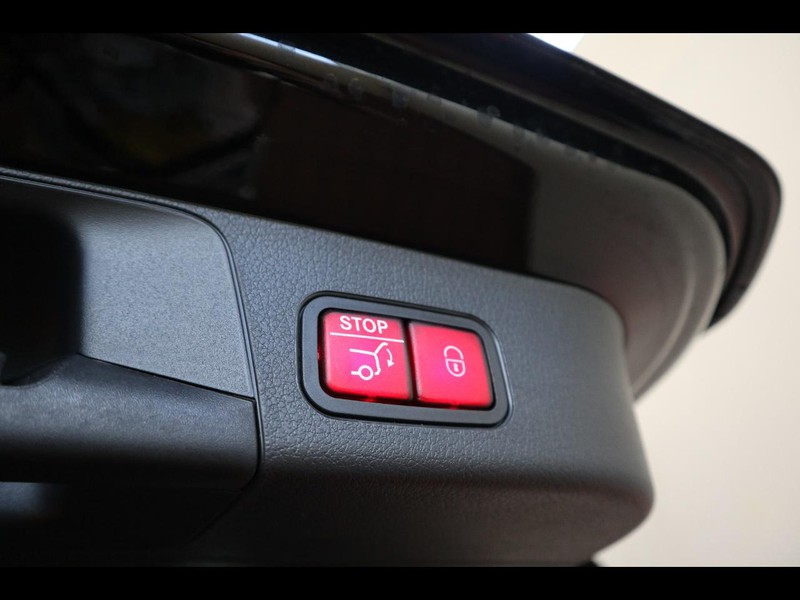19 - Mercedes GLB 200 d amg line premium 4matic 8g-dct