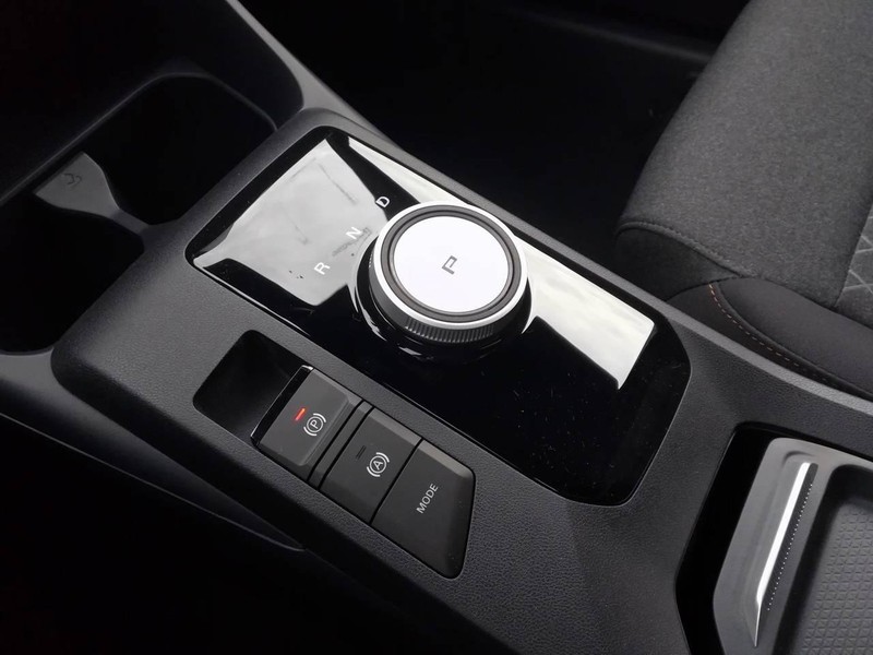 13 - Mg MG3 MG 1.5 hybrid+ comfort
