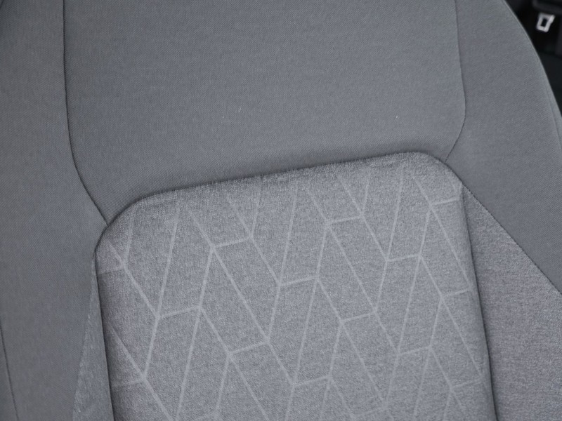 19 - Volkswagen Golf 1.5 tsi ehybrid 204cv edition plus dsg