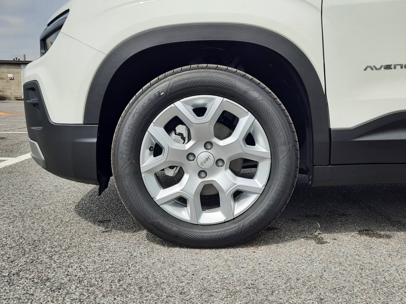 19 - Jeep Avenger 1.2 turbo 100cv altitude fwd