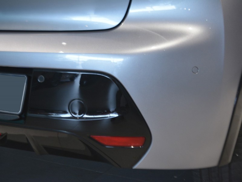 25 - Peugeot e-208 5 porte 100kw allure pack