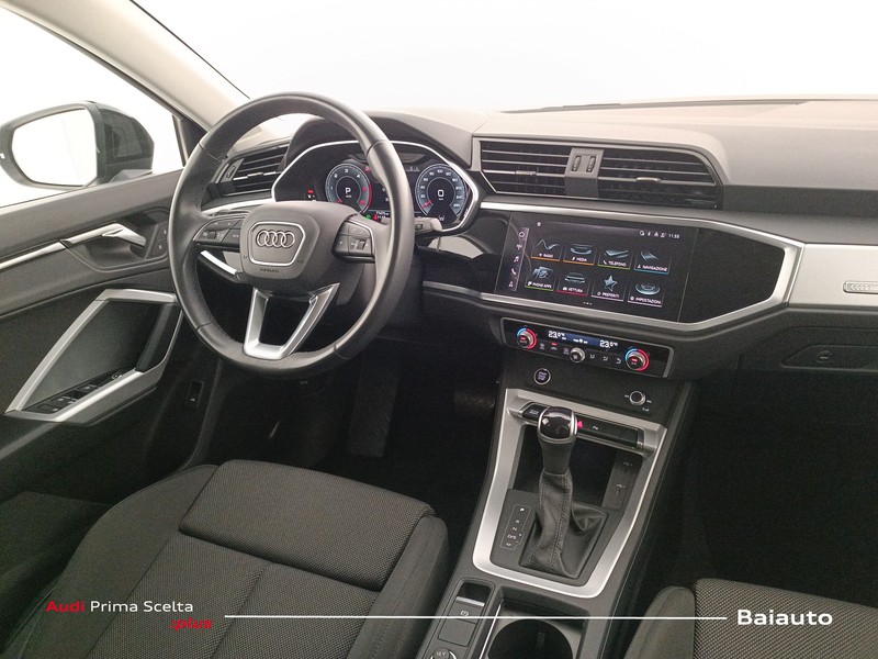 7 - Audi Q3 sportback 35 2.0 tdi s line edition s tronic