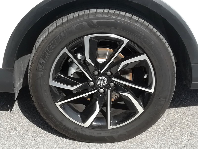 13 - Mg ZS 1.0 t-gdi luxury