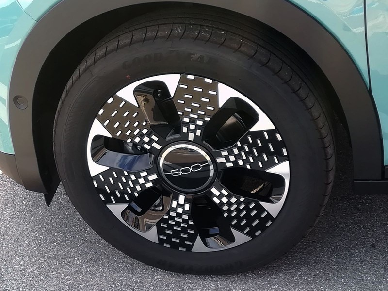 13 - Fiat 600 1.2 hybrid 110cv la prima edct