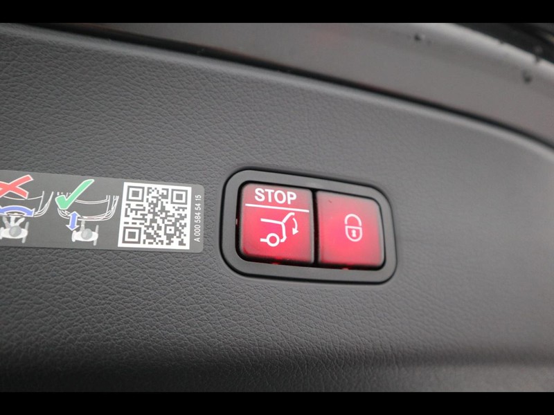 19 - Mercedes GLC coupe 220 d amg line premium 4matic 9g-tronic